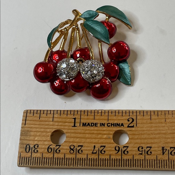 Vintage Gold Tone Enamel Rhinestone Cherry Branch Brooch Pin - Picture 4 of 5